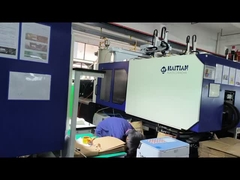 प्लास्टिक इंजेक्शन कार्यशाला